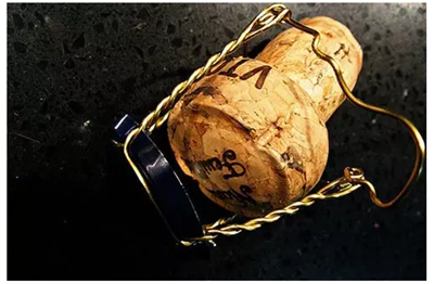 為什么香檳的瓶塞是蘑菇型?